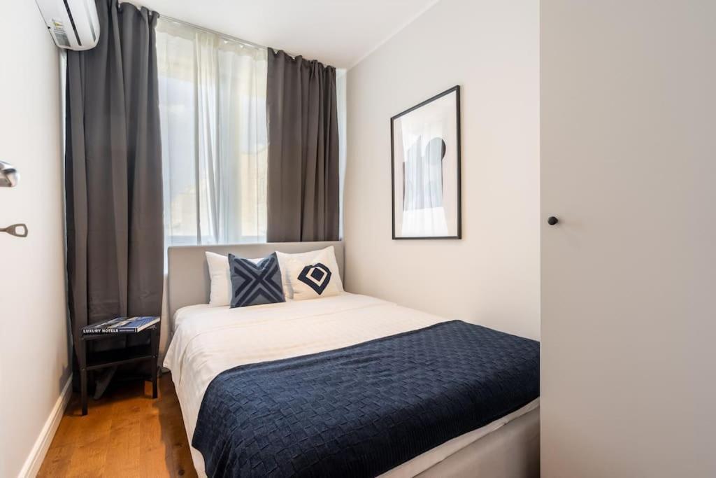 Apartamento Stunning Views 2Br Midtown Flat - Charming Balcony Bucarest Exterior foto